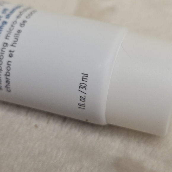 Scalp Scrub Bundle Mielle, Briogeo, Common Care - Picture 10 of 12